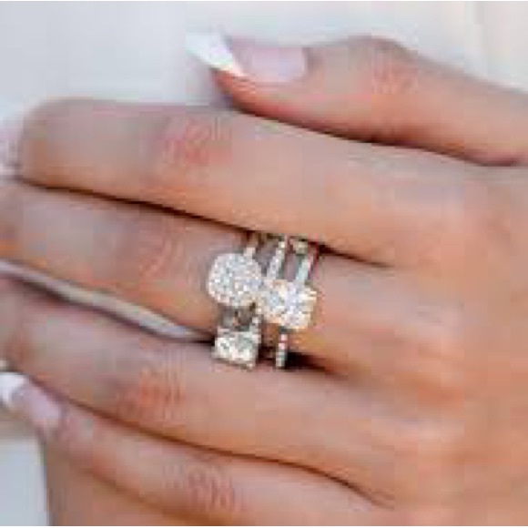 Ring - Picture 2 of 2